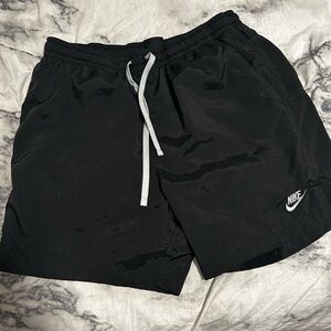 Nike Men’a Woven shorts